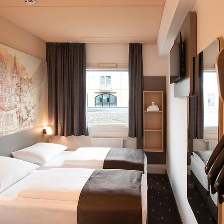 B&B Hotel Schwerin-Sued Шверін Екстер'єр фото