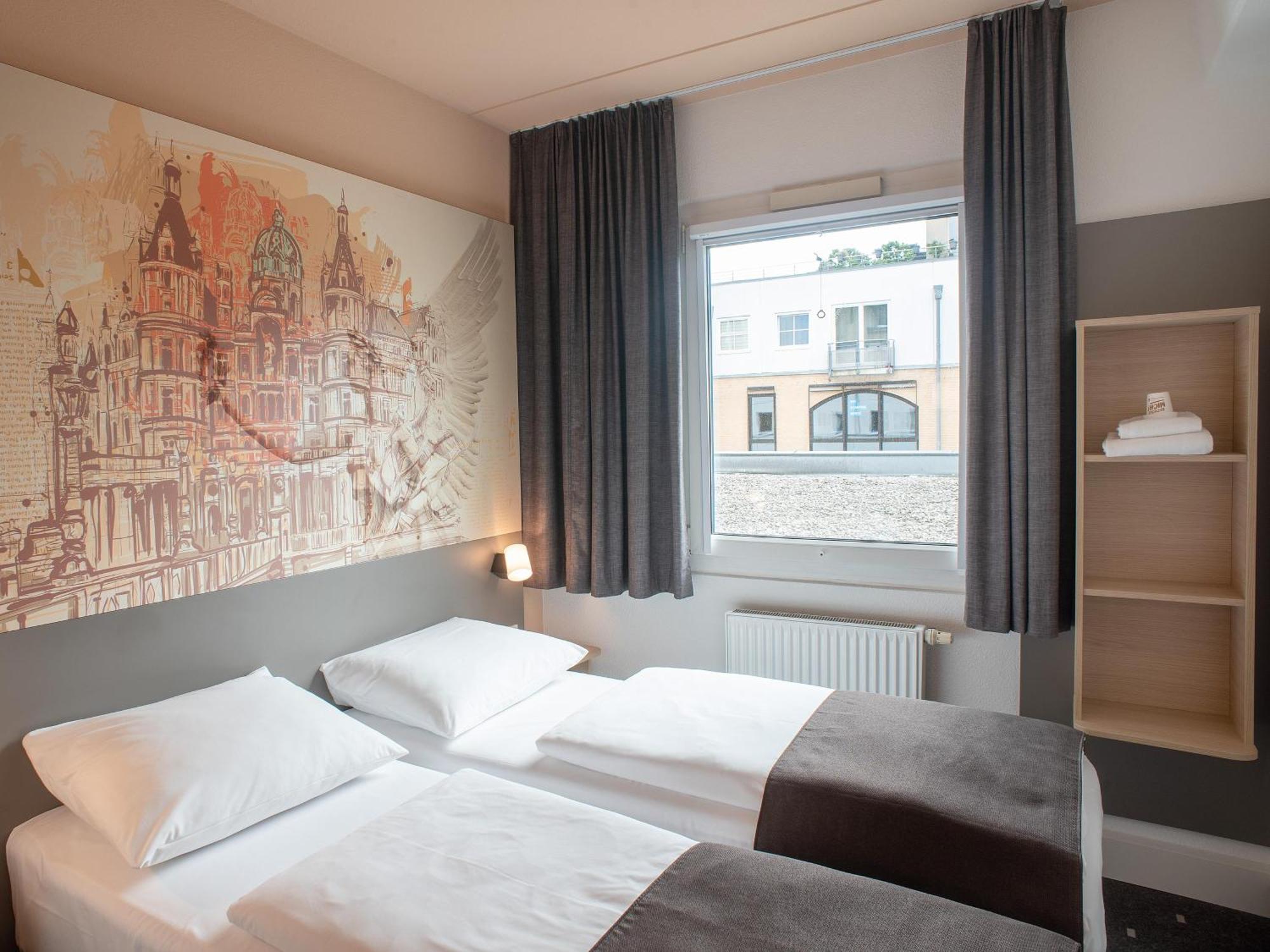 B&B Hotel Schwerin-Sued Шверін Екстер'єр фото